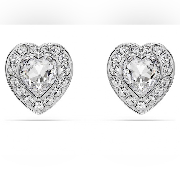 Stylish Silver Heart Earrings - Picture 2 of 11